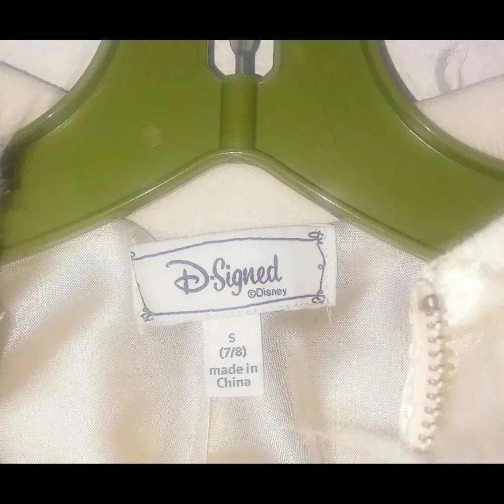 Disney White Jacket sz. 7/8